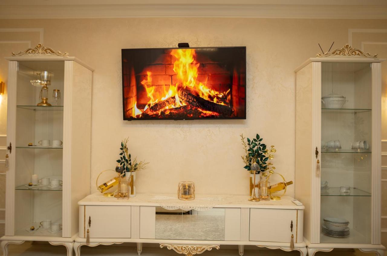 Center Candle Apartment คีชีเนา ภายนอก รูปภาพ