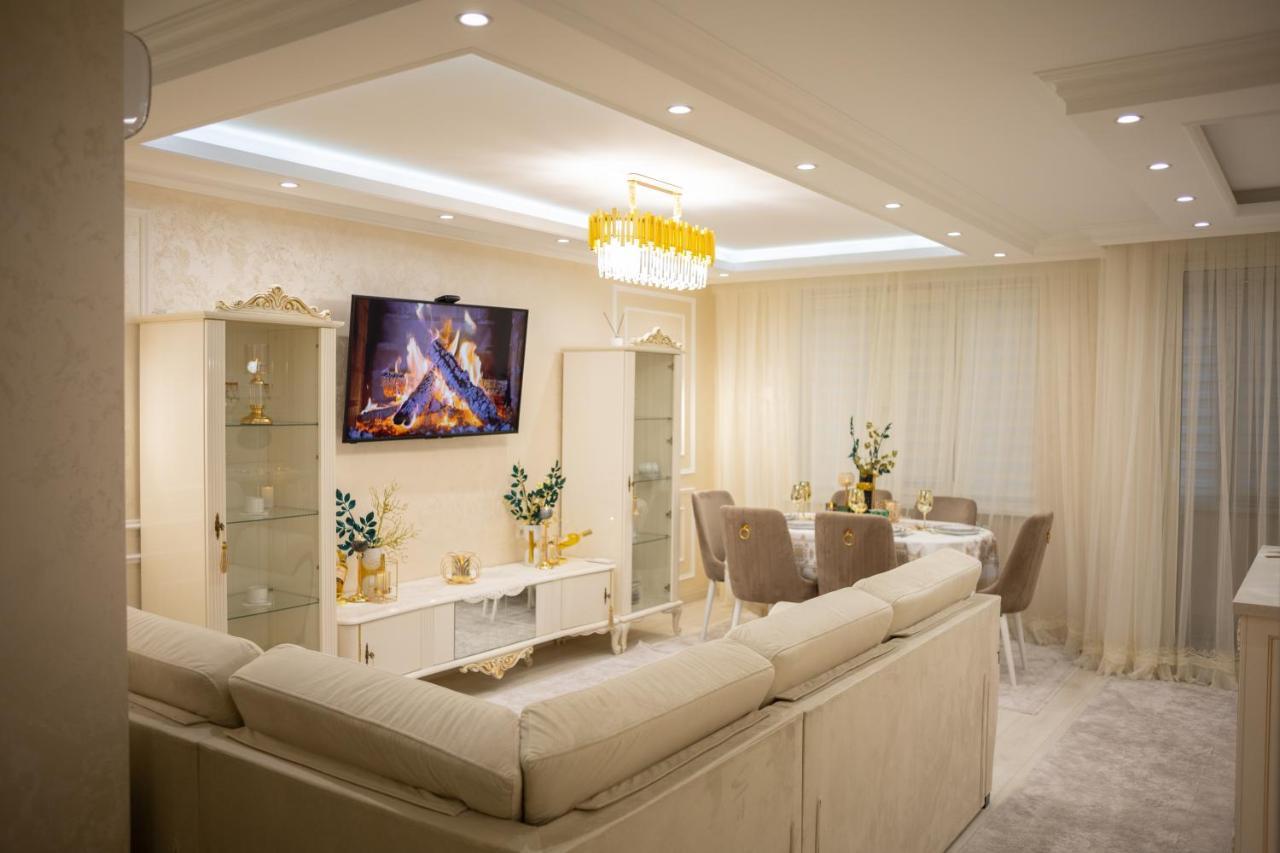 Center Candle Apartment คีชีเนา ภายนอก รูปภาพ