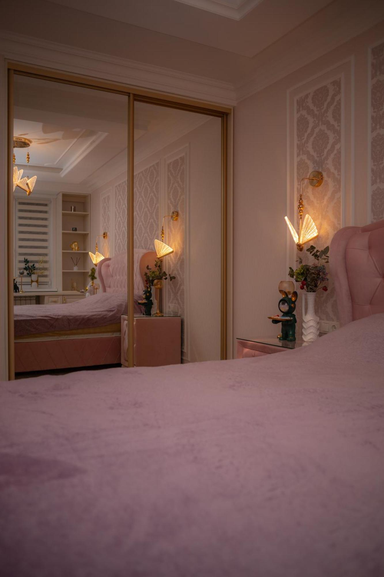 Center Candle Apartment คีชีเนา ภายนอก รูปภาพ